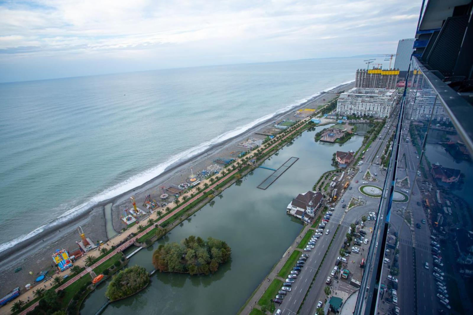 Suites Orbi City Aparthotel Μπατούμι Εξωτερικό φωτογραφία