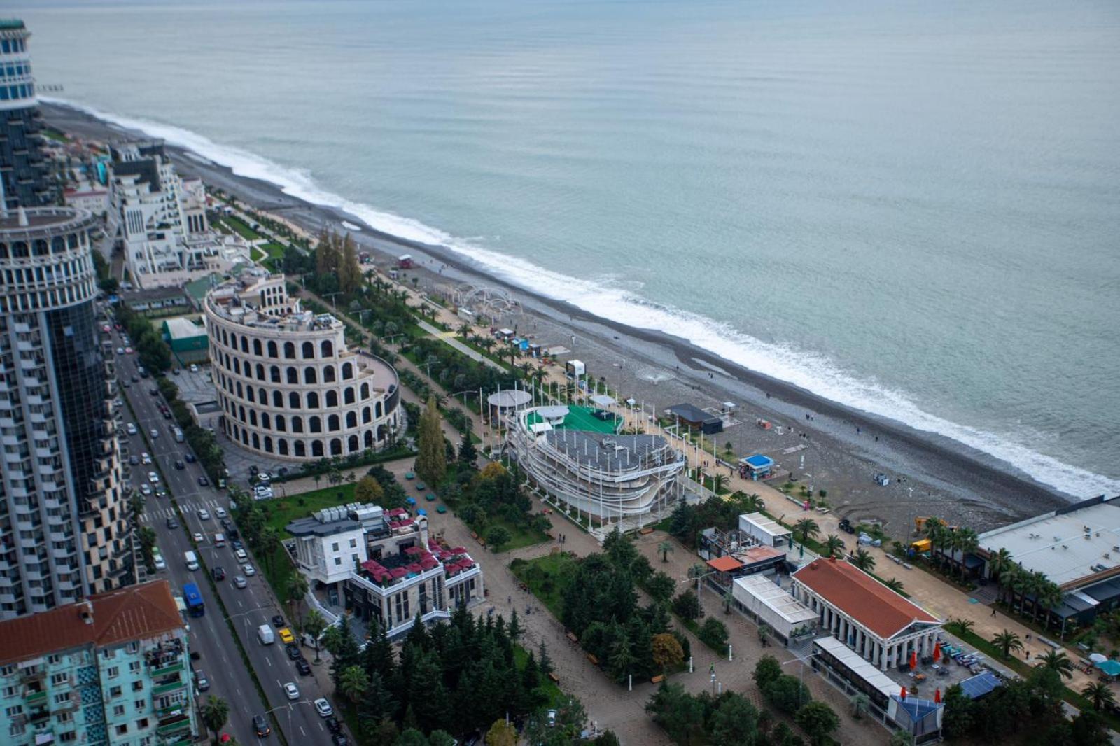 Suites Orbi City Aparthotel Μπατούμι Εξωτερικό φωτογραφία