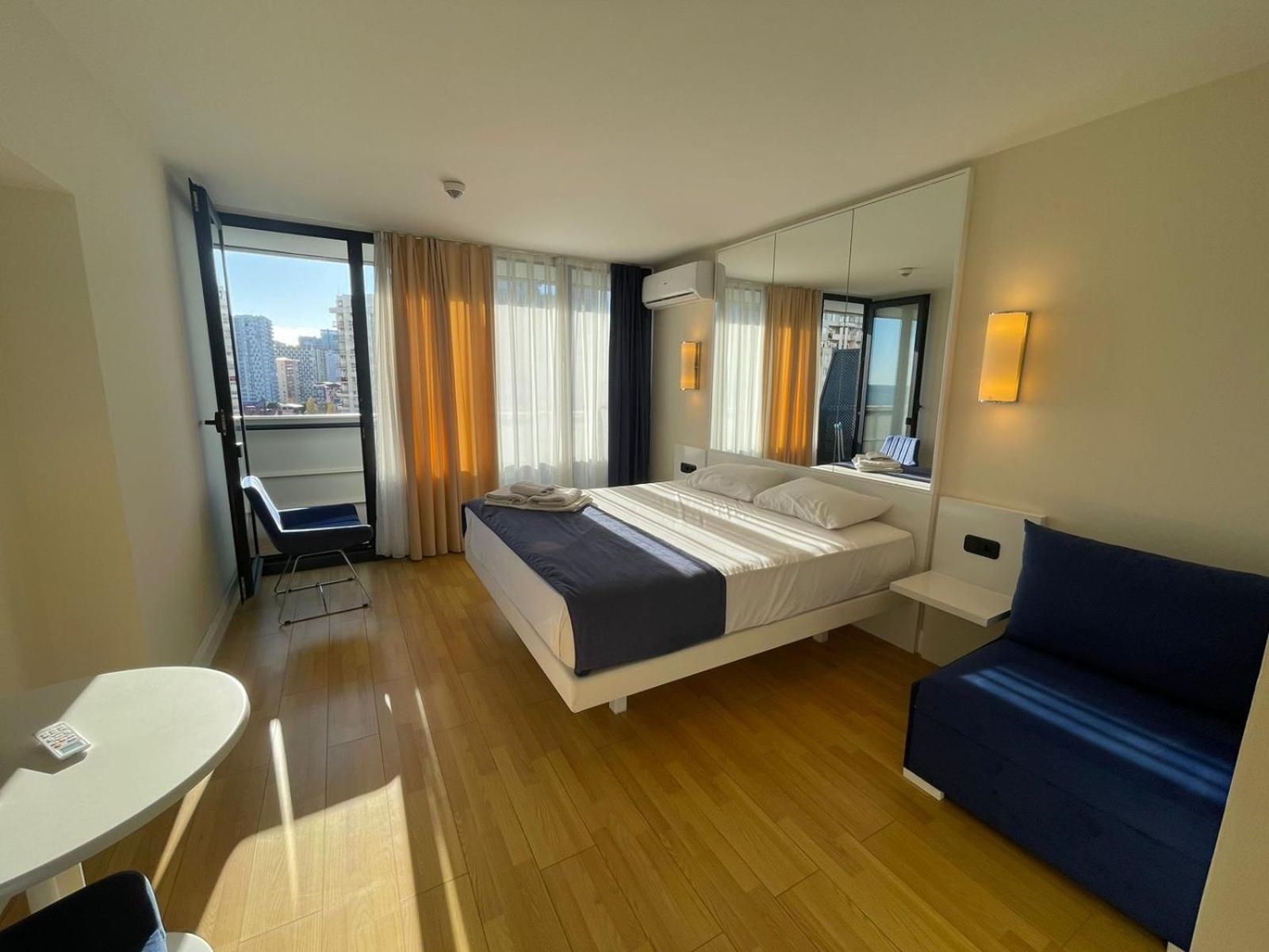 Suites Orbi City Aparthotel Μπατούμι Εξωτερικό φωτογραφία