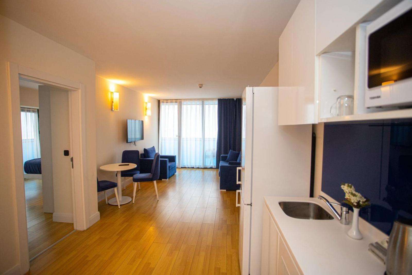 Suites Orbi City Aparthotel Μπατούμι Εξωτερικό φωτογραφία