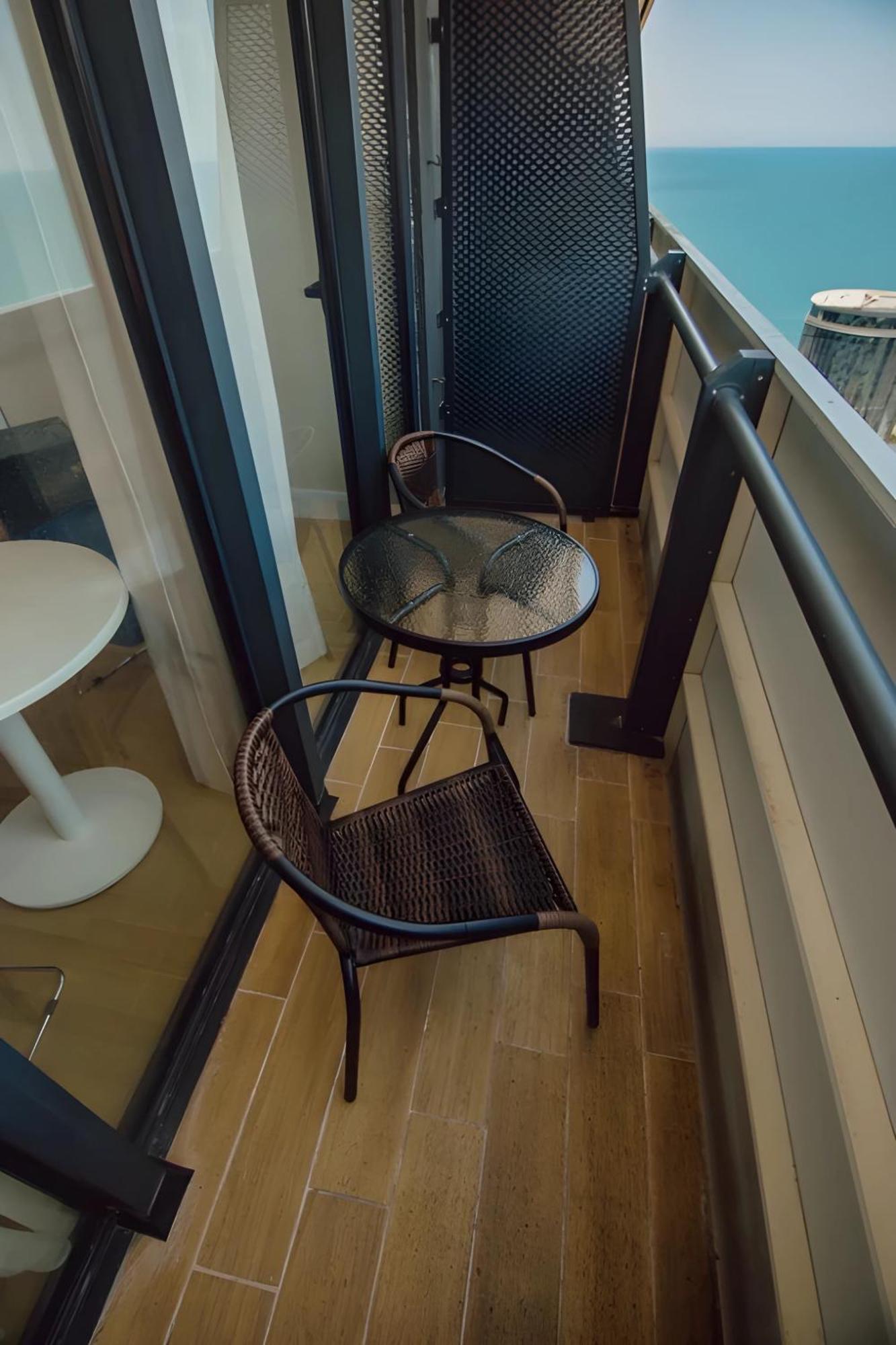 Suites Orbi City Aparthotel Μπατούμι Εξωτερικό φωτογραφία