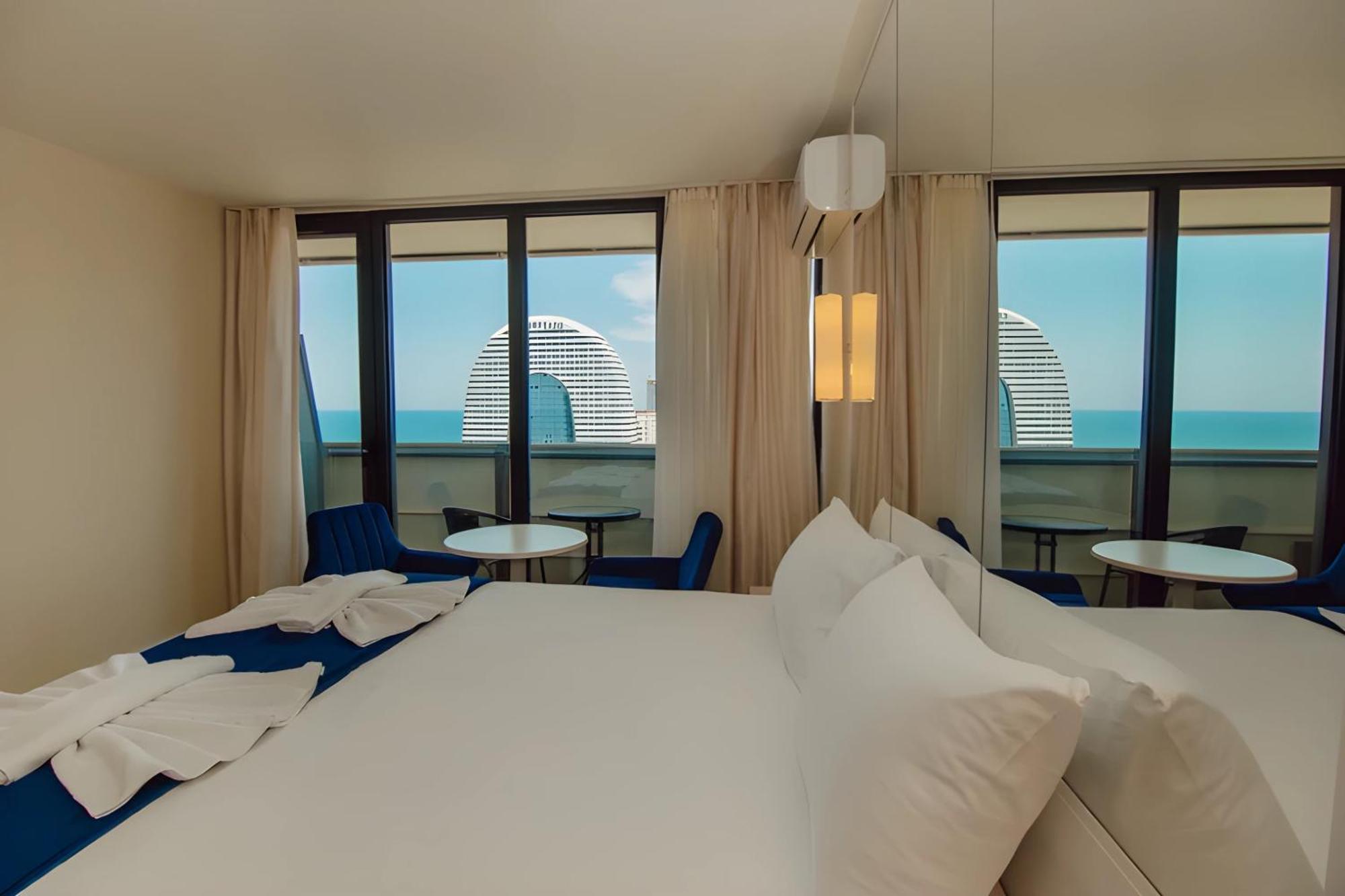 Suites Orbi City Aparthotel Μπατούμι Εξωτερικό φωτογραφία